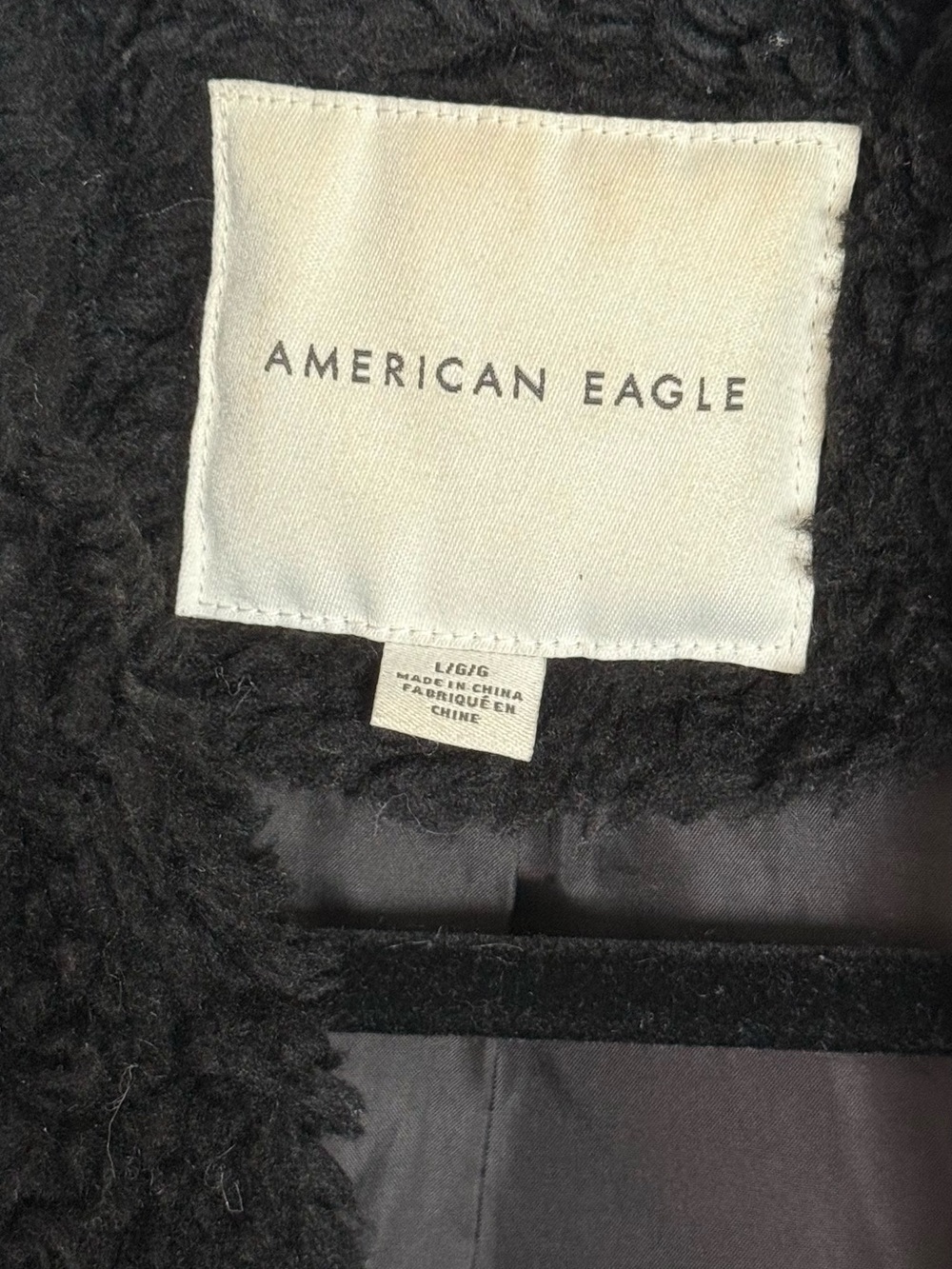 🧸 American Eagle Outfitters Black Teddy Jacket - Picture 2 of 4